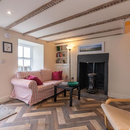 Cosy Cottage Next To The Shoreline In Cellardyke 앤스투루더 외부 사진
